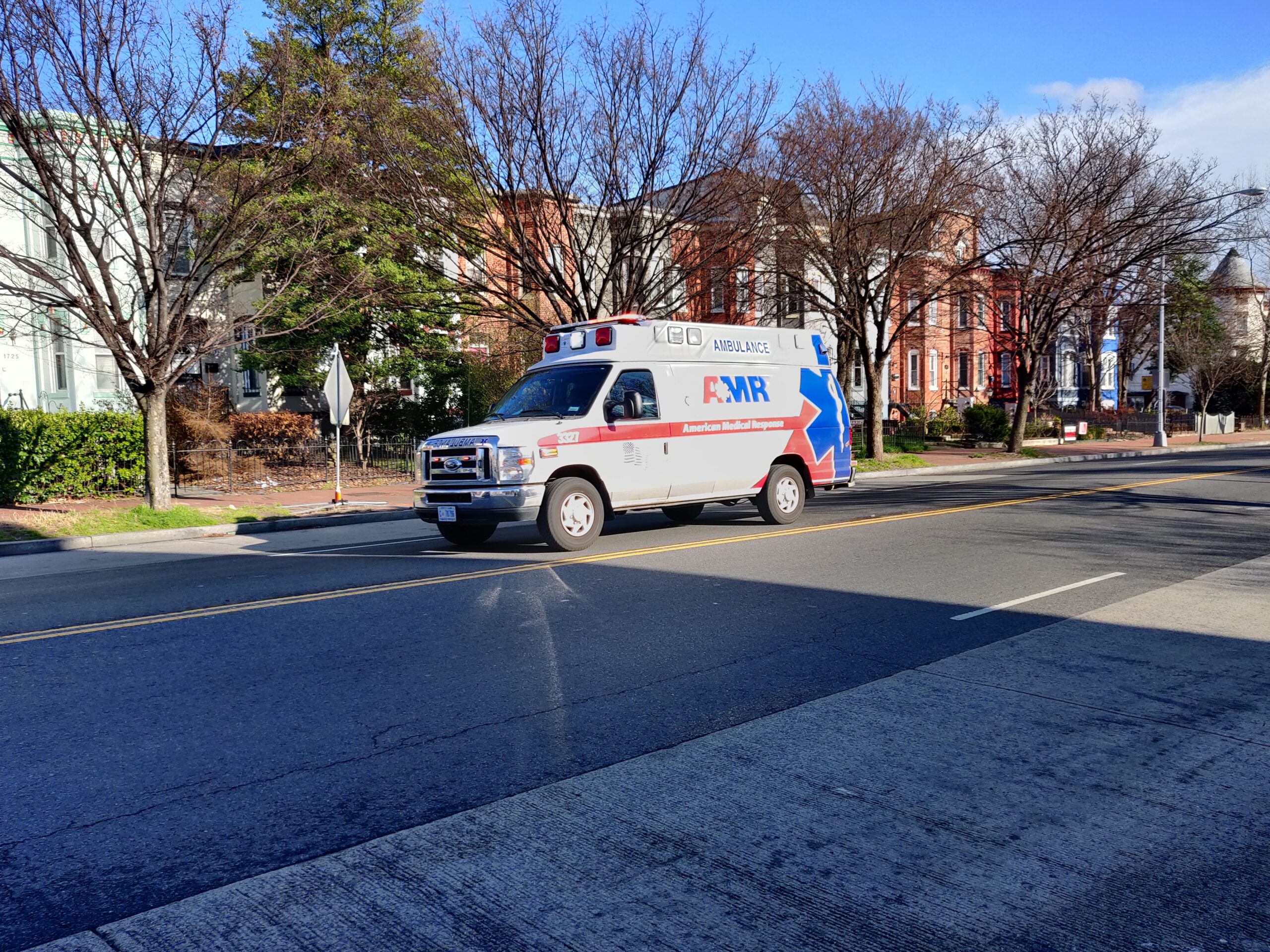 Emergency & Ambulance 24&times;7